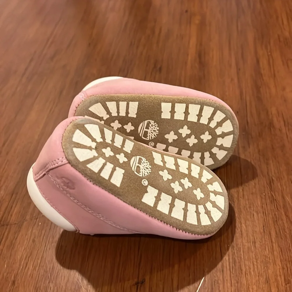 Timberland Infant Baby Crib Booties Boots Crib Shoes Girls Size 1 - 3/6 Months
